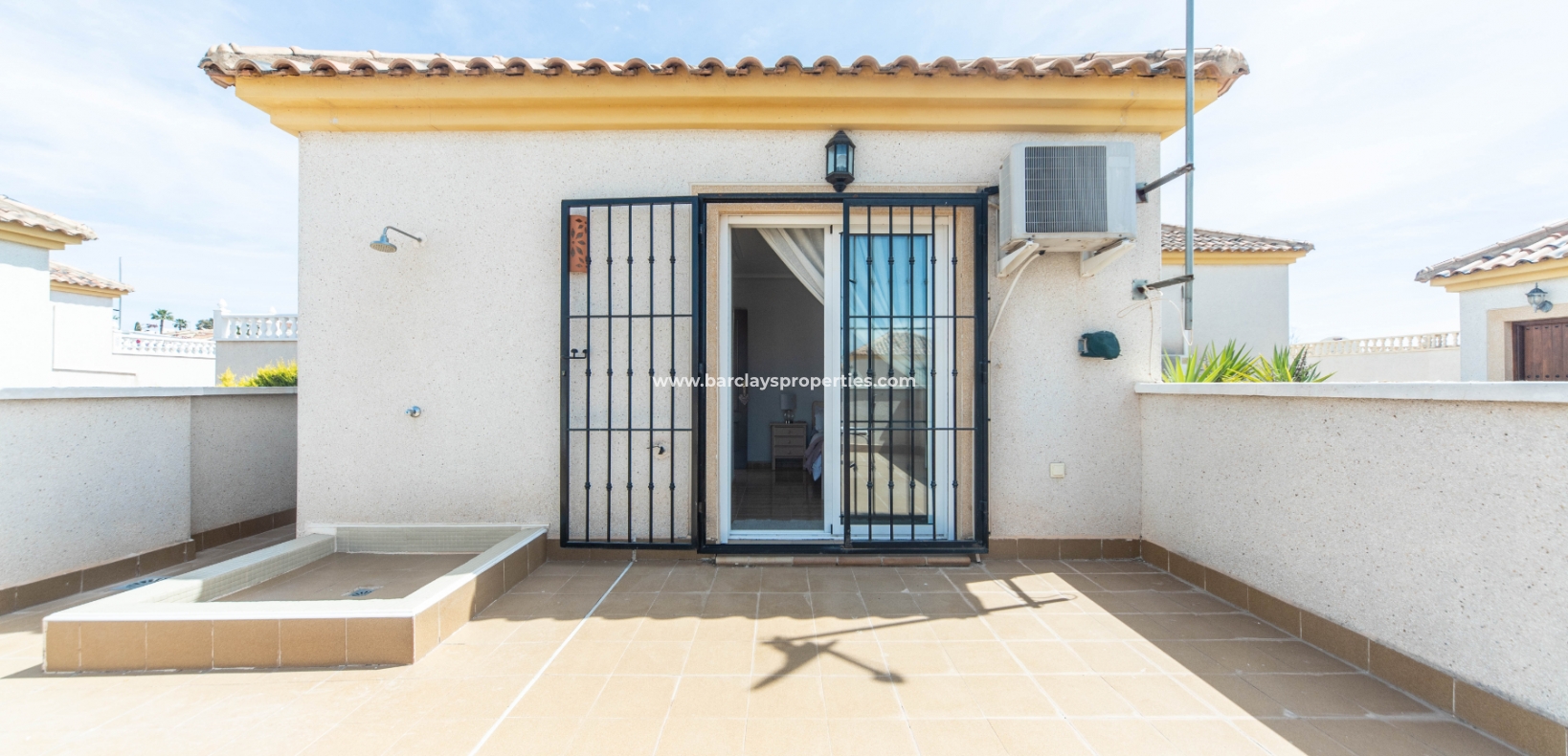 Wederverkoop - Vrijstaande Villa - Urb. La Marina