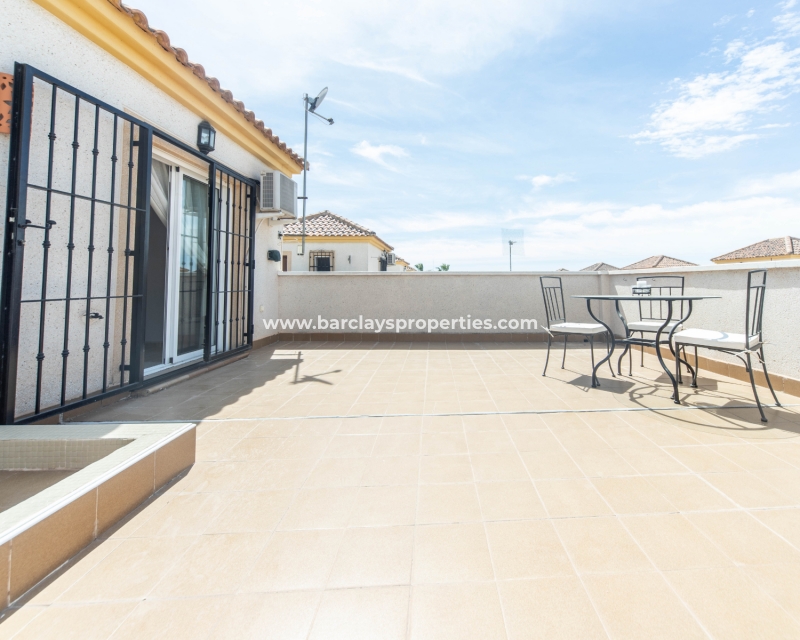 Wederverkoop - Vrijstaande Villa - Urb. La Marina