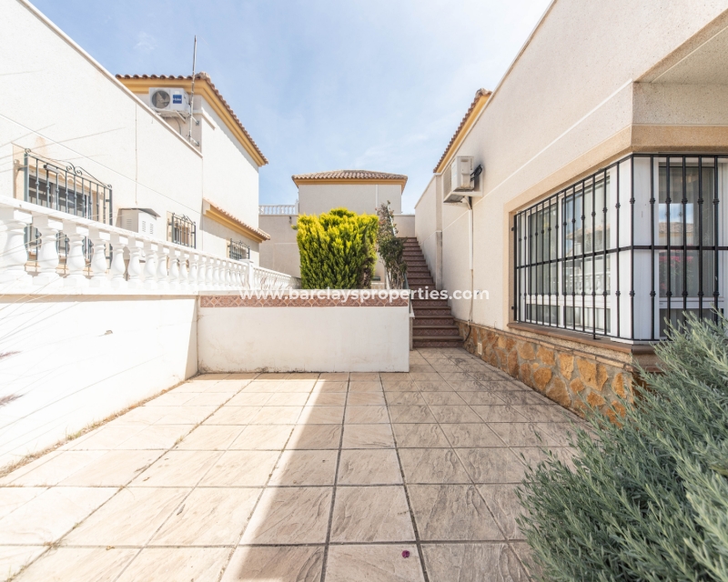 Wederverkoop - Vrijstaande Villa - Urb. La Marina