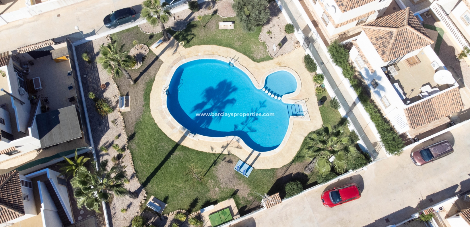 Wederverkoop - Vrijstaande Villa - Urb. La Marina