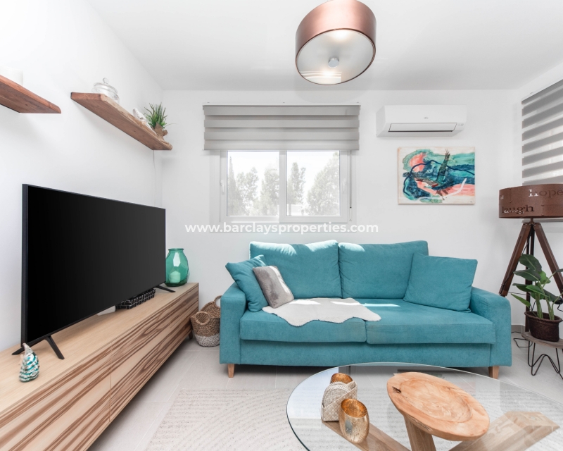 Wederverkoop - Vrijstaande Villa - Urb. La Marina