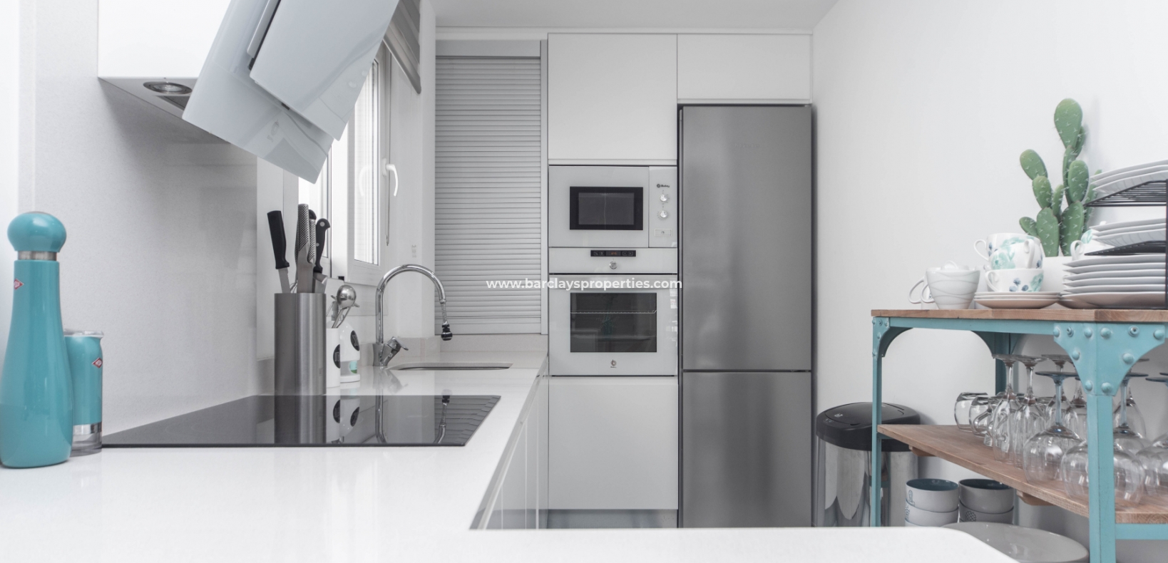 Wederverkoop - Vrijstaande Villa - Urb. La Marina