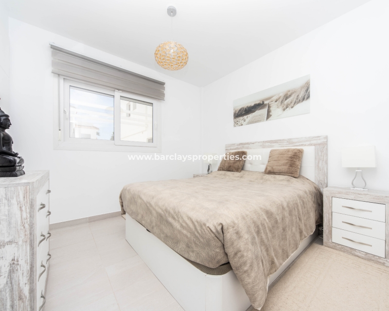 Wederverkoop - Vrijstaande Villa - Urb. La Marina