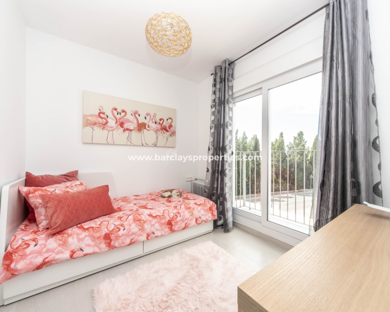 Wederverkoop - Vrijstaande Villa - Urb. La Marina