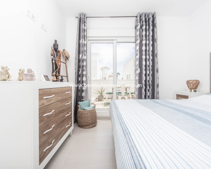 Wederverkoop - Vrijstaande Villa - Urb. La Marina