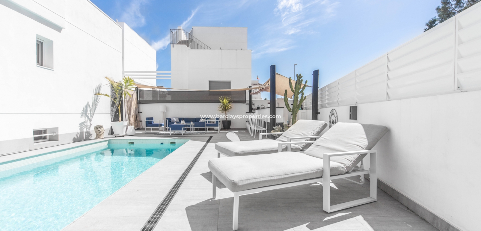 Wederverkoop - Vrijstaande Villa - Urb. La Marina