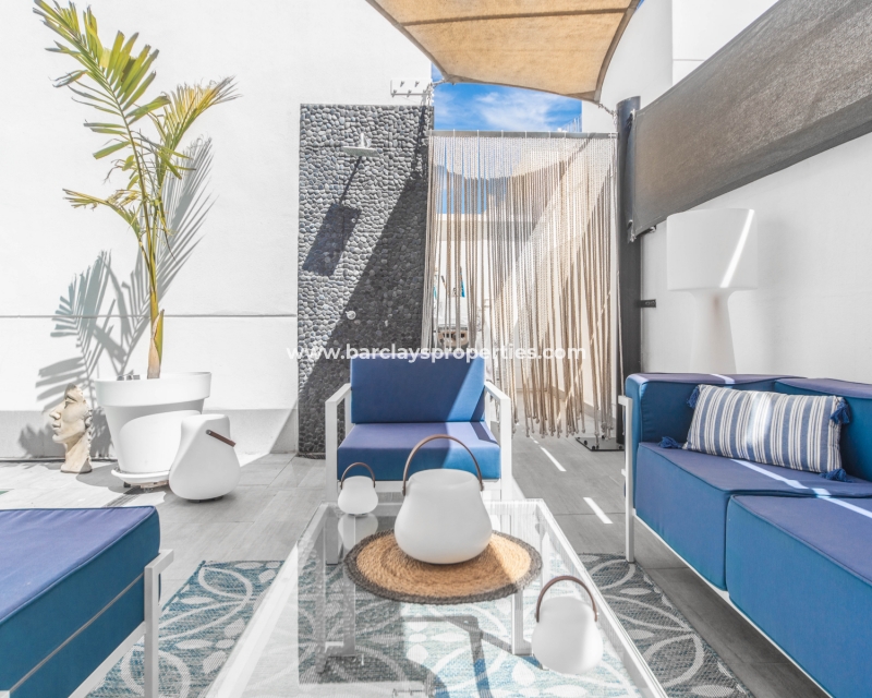 Wederverkoop - Vrijstaande Villa - Urb. La Marina