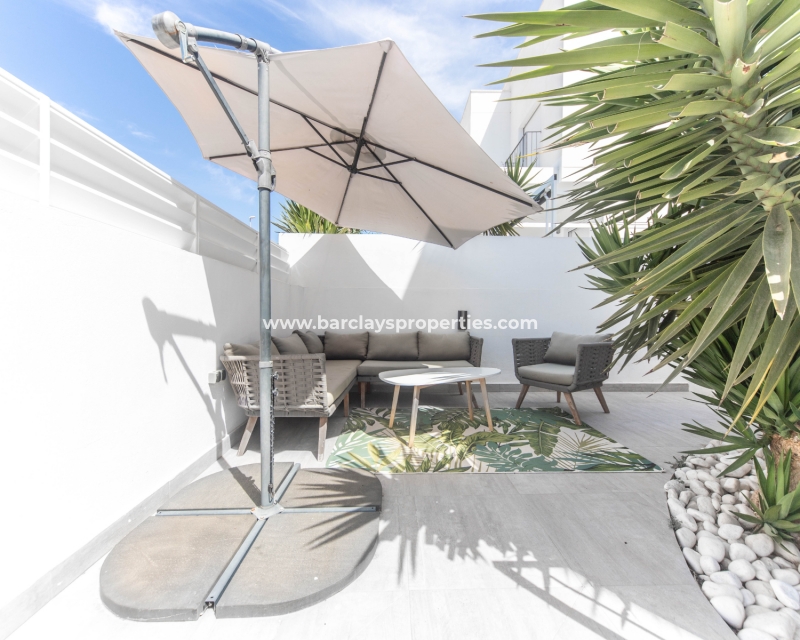 Wederverkoop - Vrijstaande Villa - Urb. La Marina