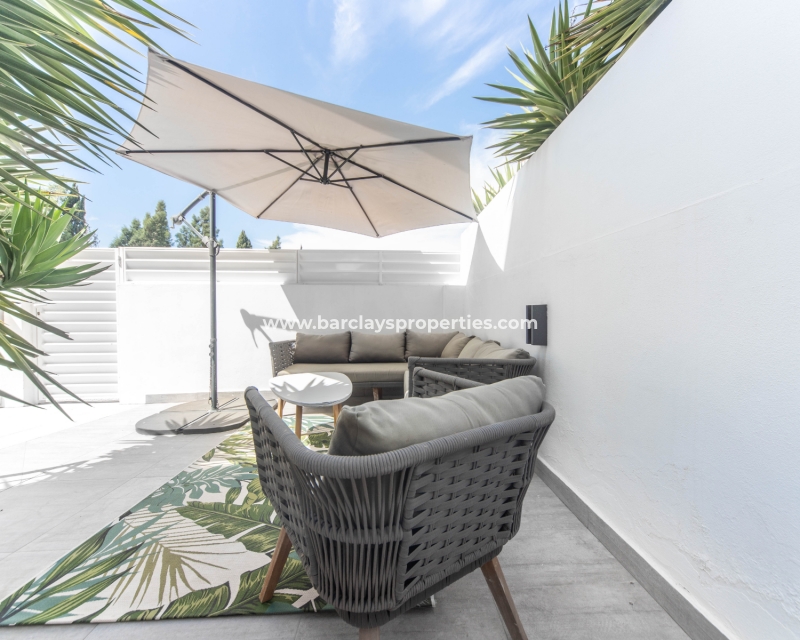 Wederverkoop - Vrijstaande Villa - Urb. La Marina