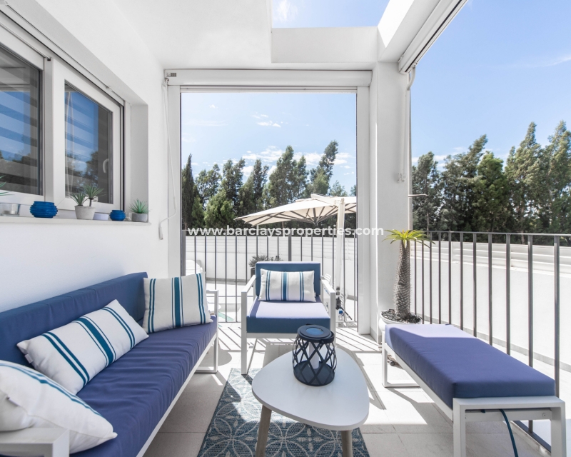 Wederverkoop - Vrijstaande Villa - Urb. La Marina