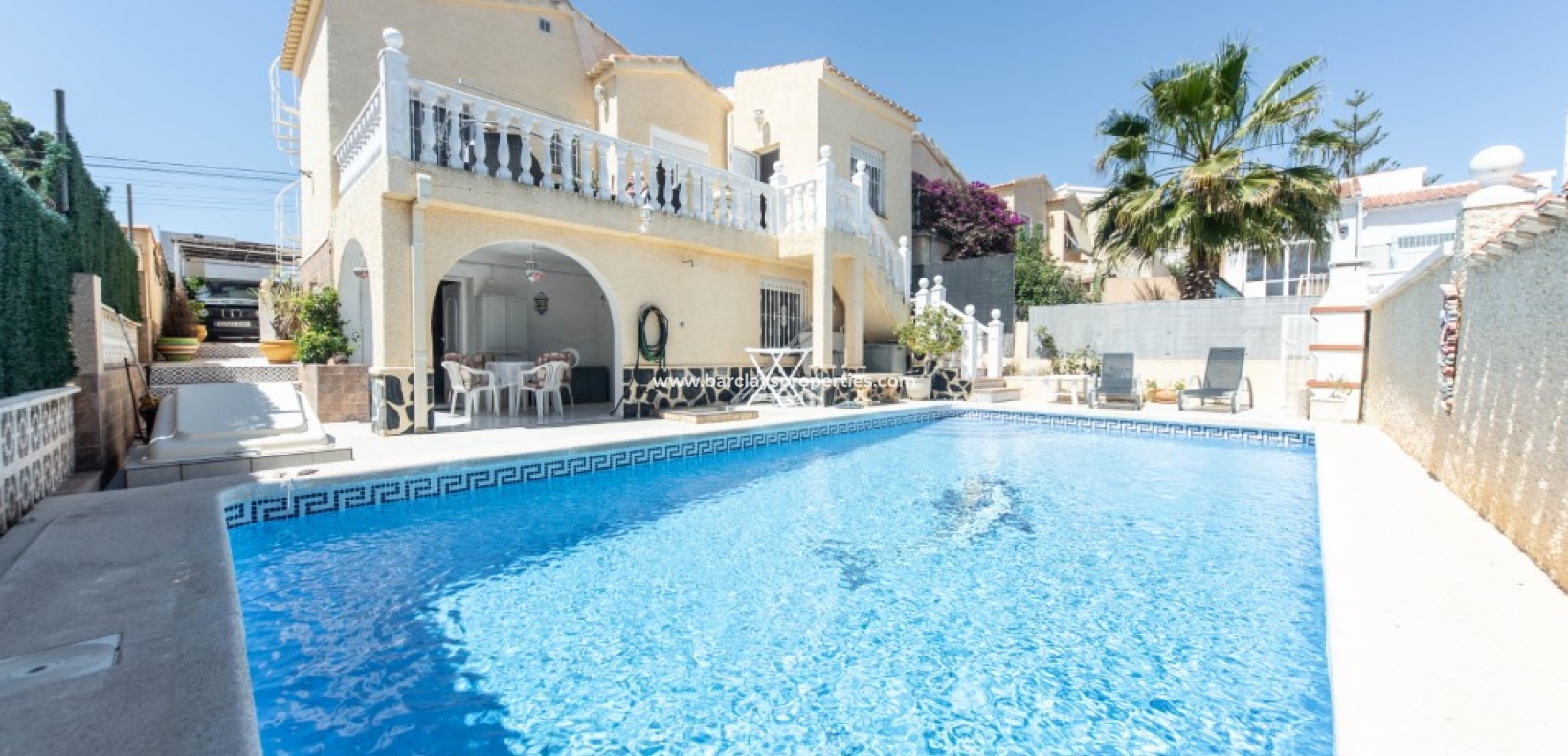 Wederverkoop - Vrijstaande Villa - Urb. La Marina