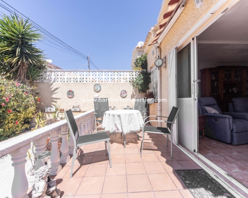 Wederverkoop - Vrijstaande Villa - Urb. La Marina