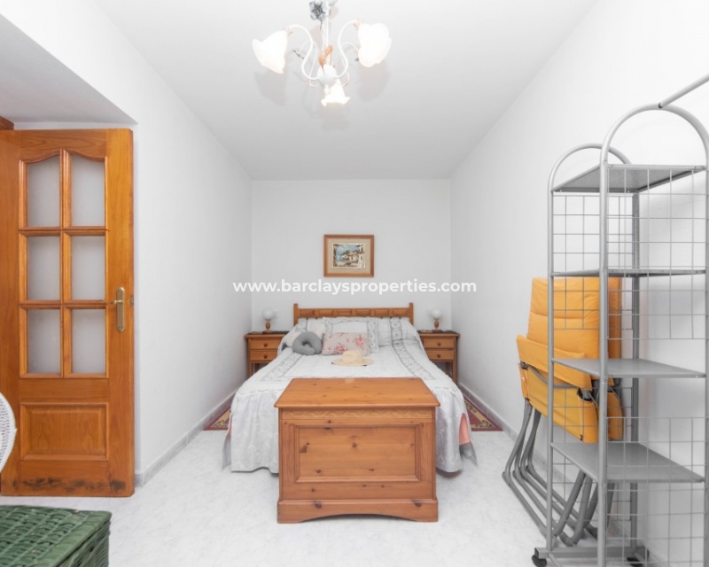 Wederverkoop - Vrijstaande Villa - Urb. La Marina