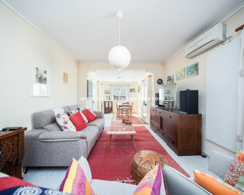 Wederverkoop - Vrijstaande Villa - Urb. La Marina