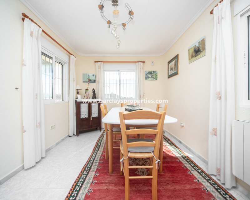 Wederverkoop - Vrijstaande Villa - Urb. La Marina