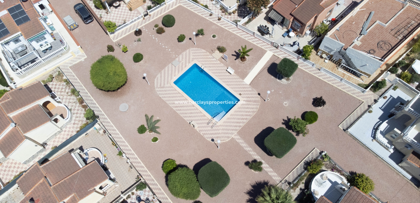 Wederverkoop - Vrijstaande Villa - Urb. La Marina