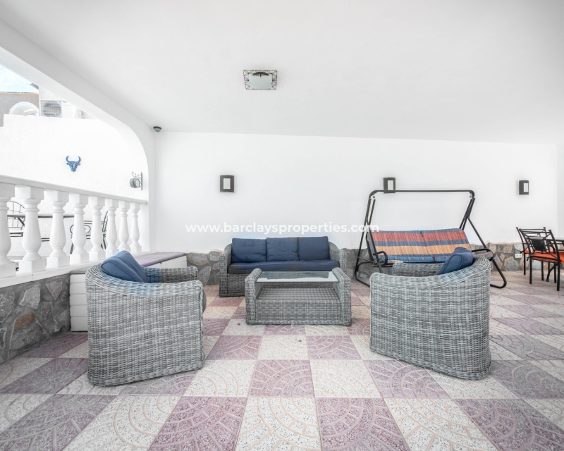 Wederverkoop - Vrijstaande Villa - Urb. La Marina