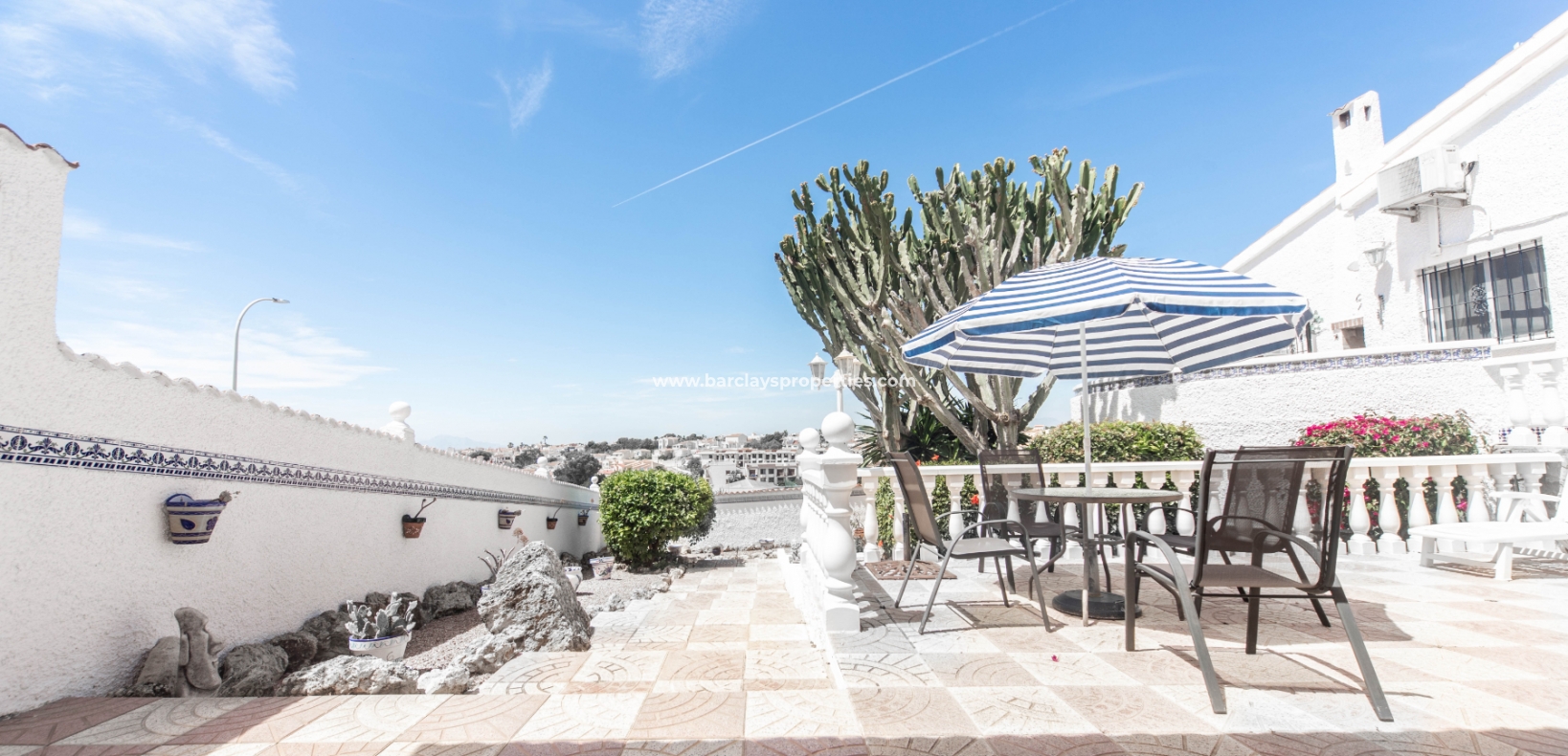 Wederverkoop - Vrijstaande Villa - Urb. La Marina