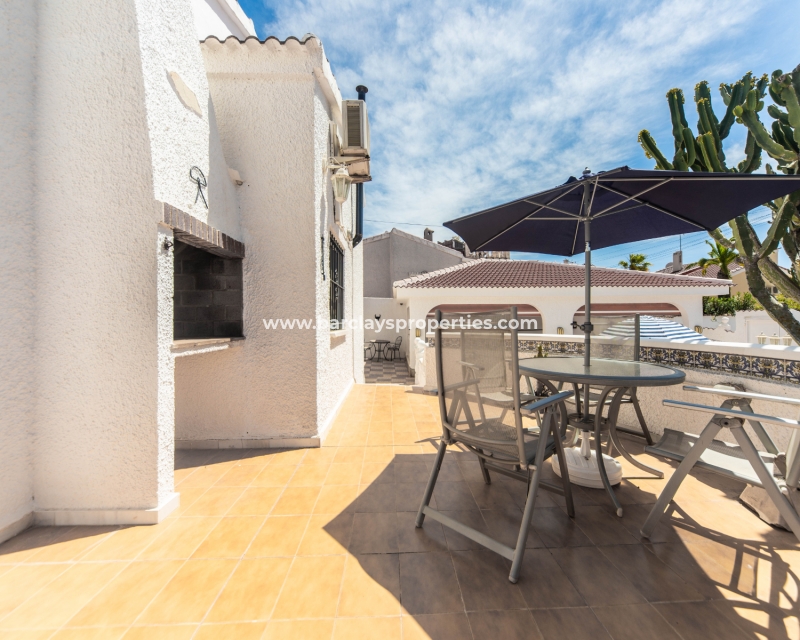 Wederverkoop - Vrijstaande Villa - Urb. La Marina