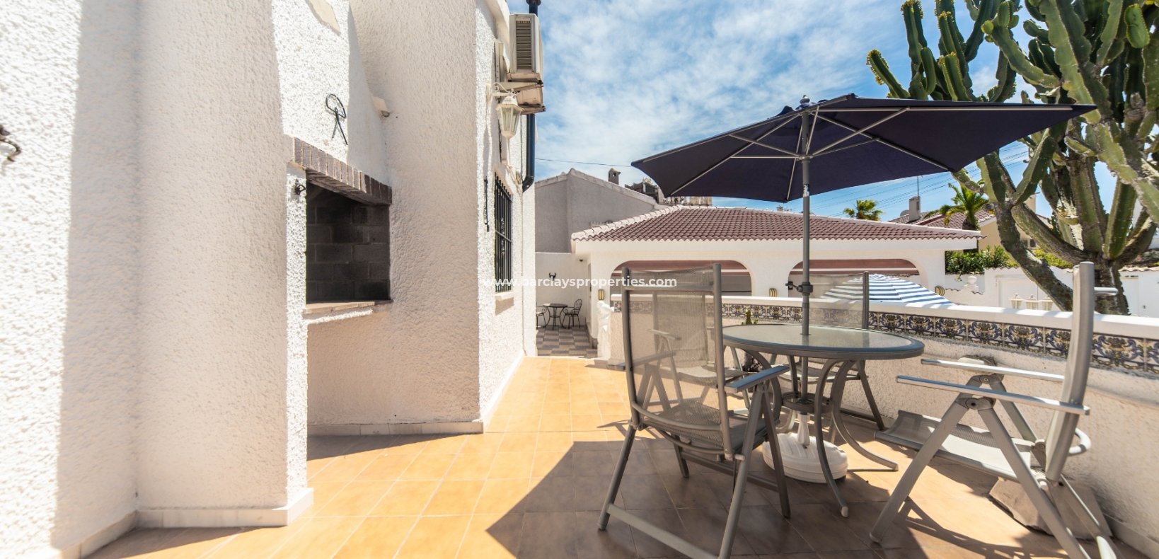 Wederverkoop - Vrijstaande Villa - Urb. La Marina