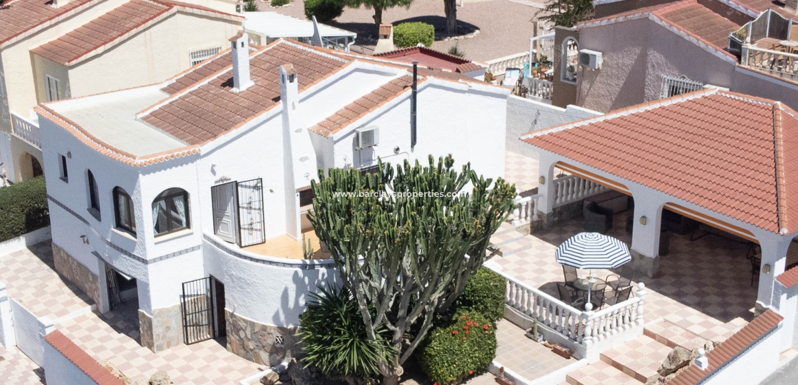 Wederverkoop - Vrijstaande Villa - Urb. La Marina