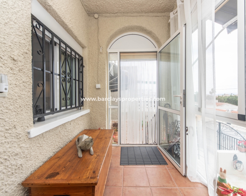 Wederverkoop - Vrijstaande Villa - Urb. La Marina