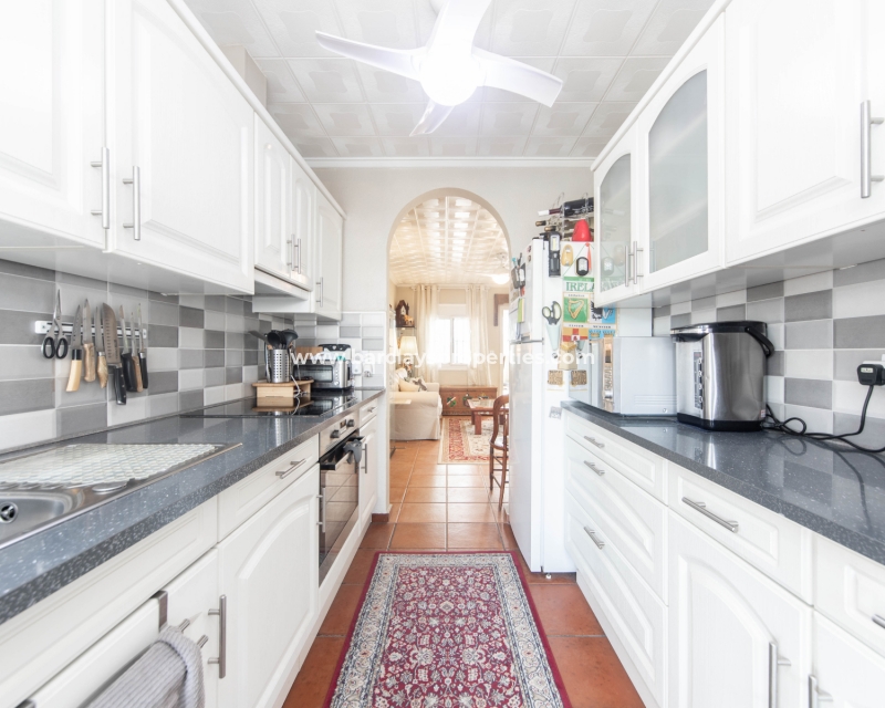 Wederverkoop - Vrijstaande Villa - Urb. La Marina