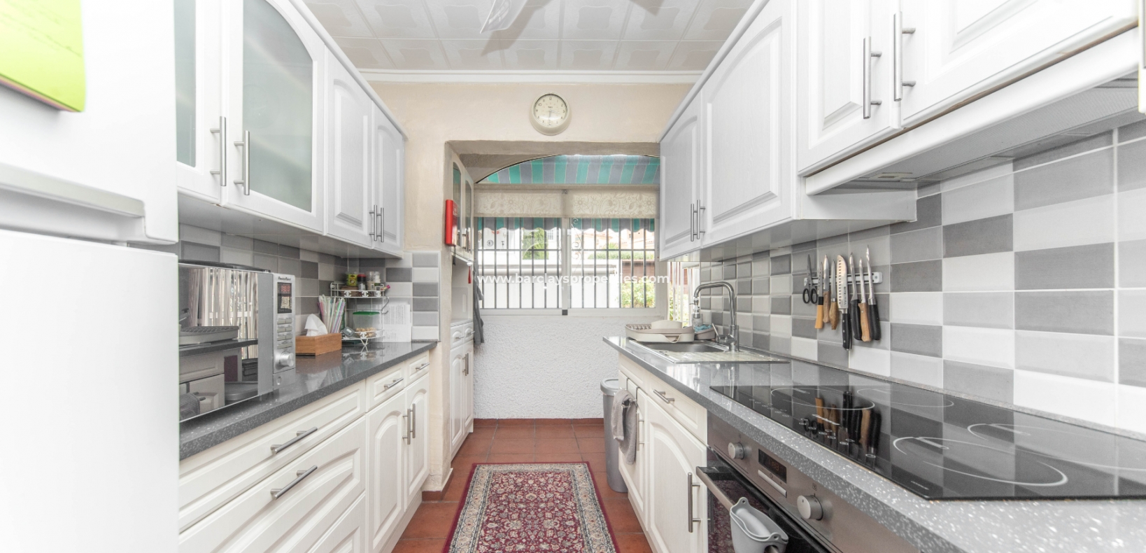 Wederverkoop - Vrijstaande Villa - Urb. La Marina