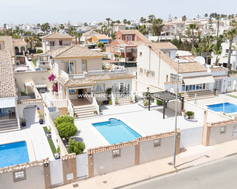 Wederverkoop - Vrijstaande Villa - Urb. La Marina