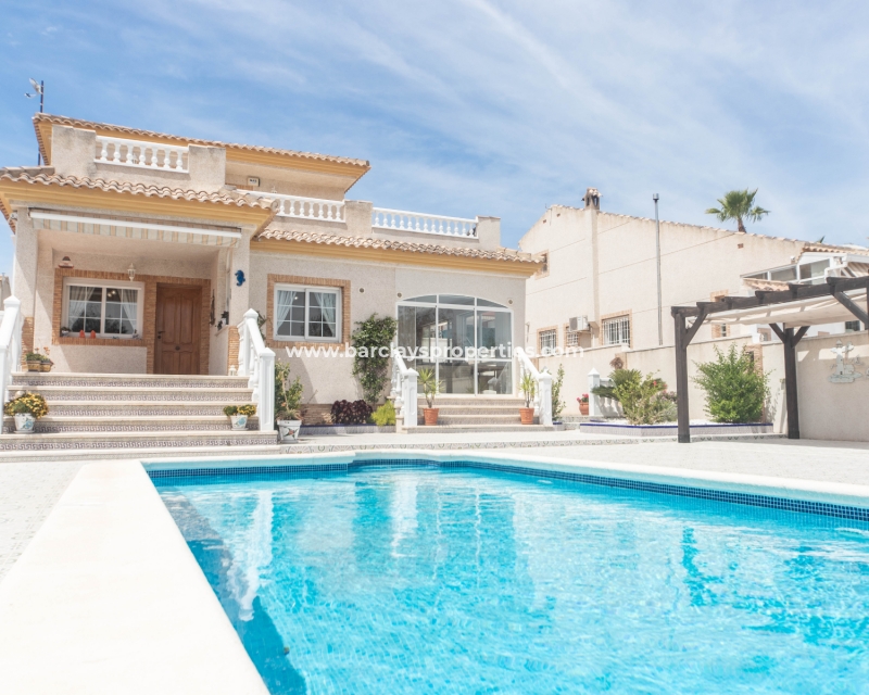 Wederverkoop - Vrijstaande Villa - Urb. La Marina