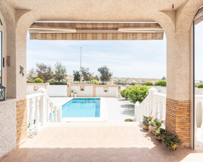 Wederverkoop - Vrijstaande Villa - Urb. La Marina