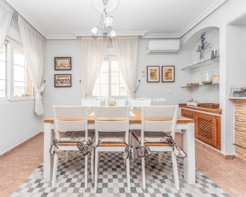 Wederverkoop - Vrijstaande Villa - Urb. La Marina