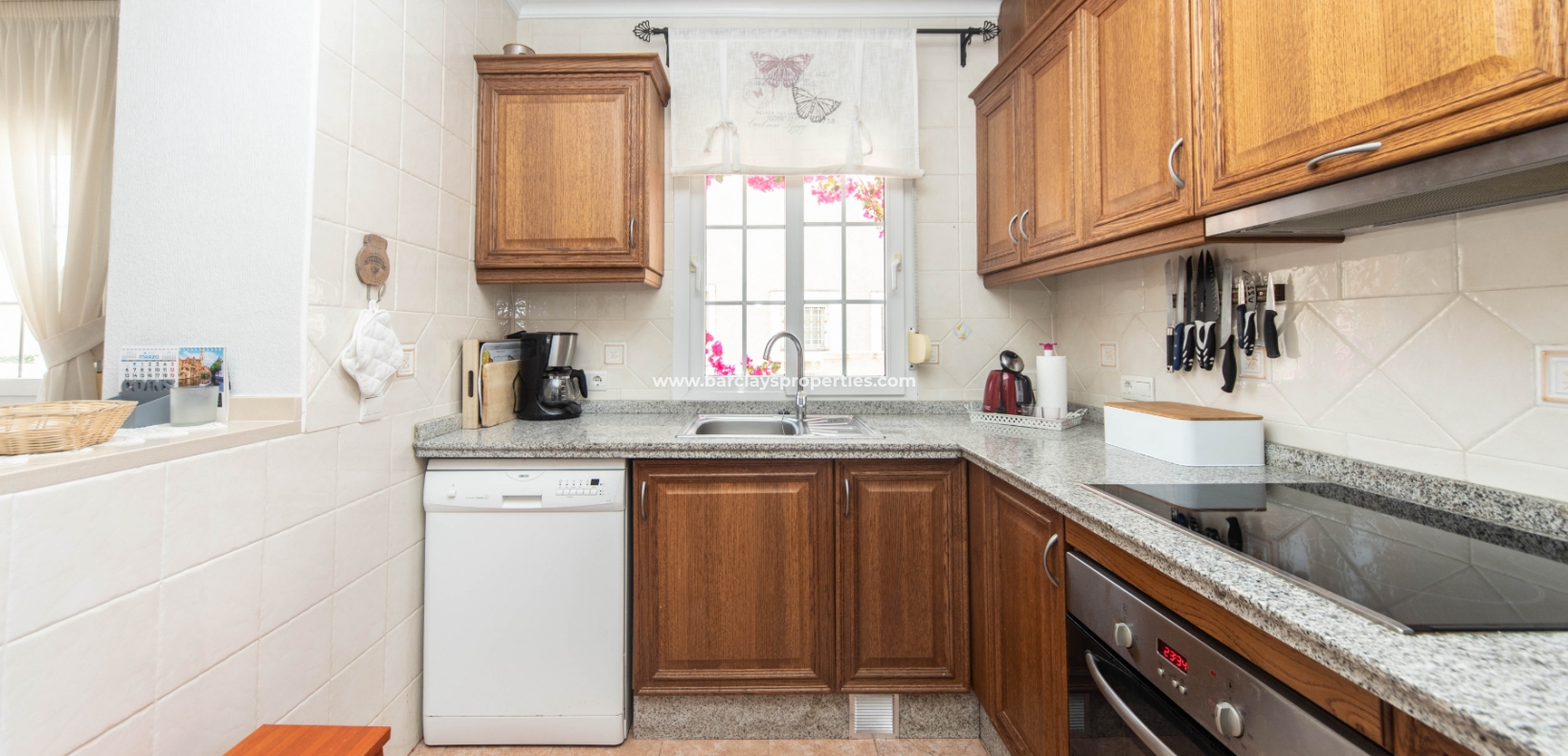 Wederverkoop - Vrijstaande Villa - Urb. La Marina