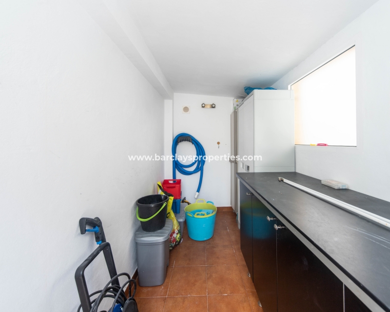 Wederverkoop - Vrijstaande Villa - Urb. La Marina