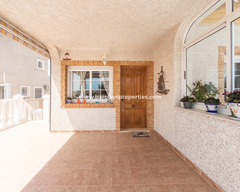 Wederverkoop - Vrijstaande Villa - Urb. La Marina