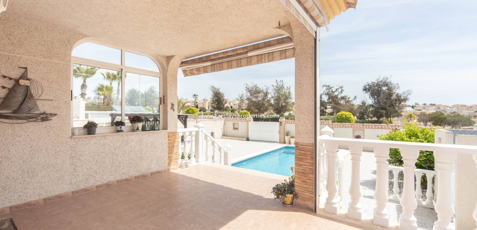 Wederverkoop - Vrijstaande Villa - Urb. La Marina