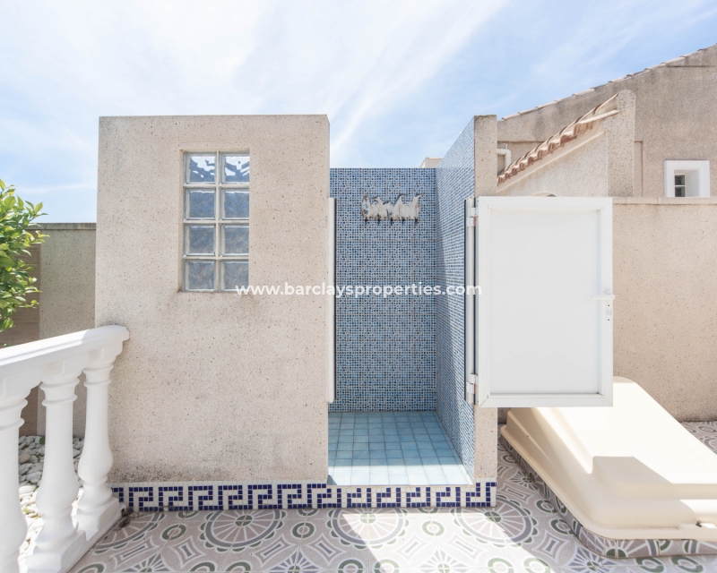 Wederverkoop - Vrijstaande Villa - Urb. La Marina