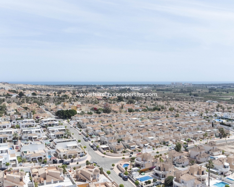 Wederverkoop - Vrijstaande Villa - Urb. La Marina