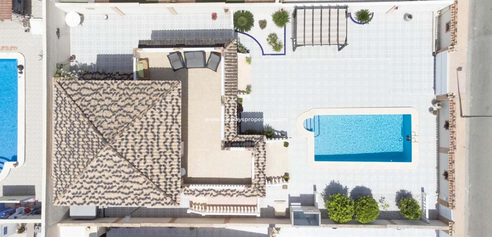 Wederverkoop - Vrijstaande Villa - Urb. La Marina