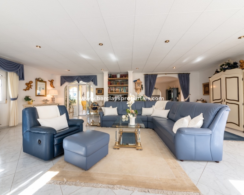 Wederverkoop - Vrijstaande Villa - Urb. La Marina