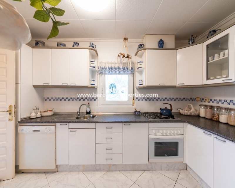 Wederverkoop - Vrijstaande Villa - Urb. La Marina