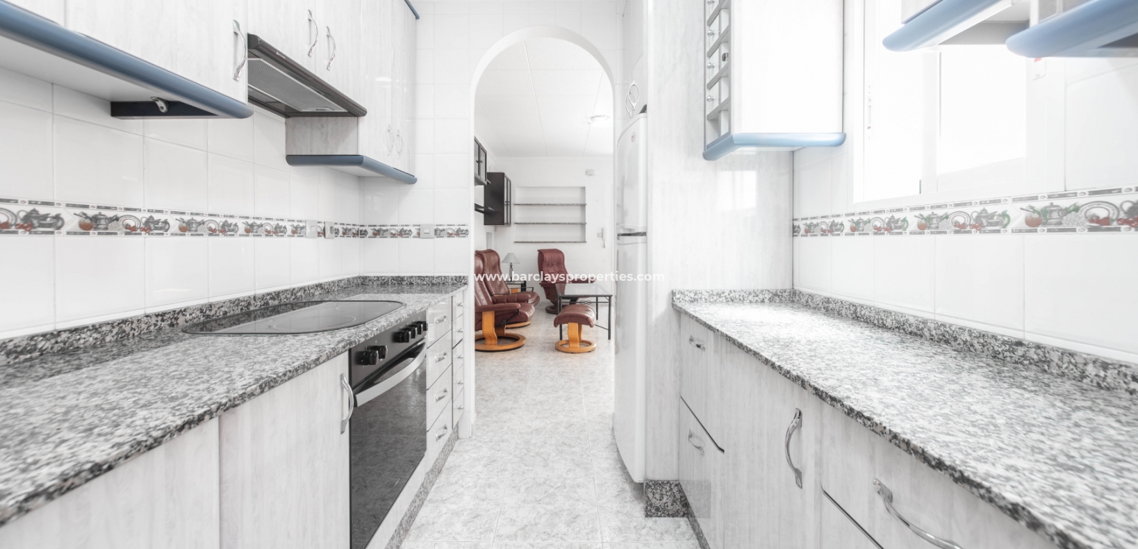 Wederverkoop - Vrijstaande Villa - Urb. La Marina