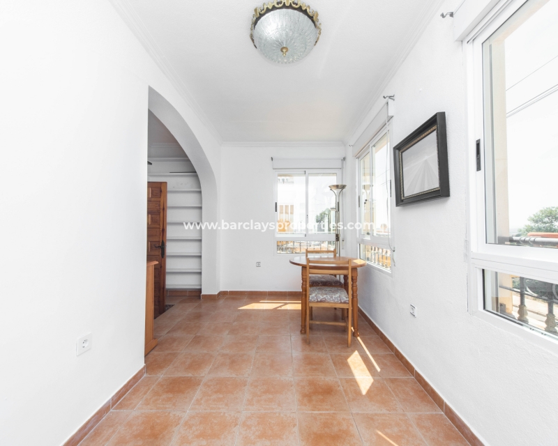 Wederverkoop - Vrijstaande Villa - Urb. La Marina