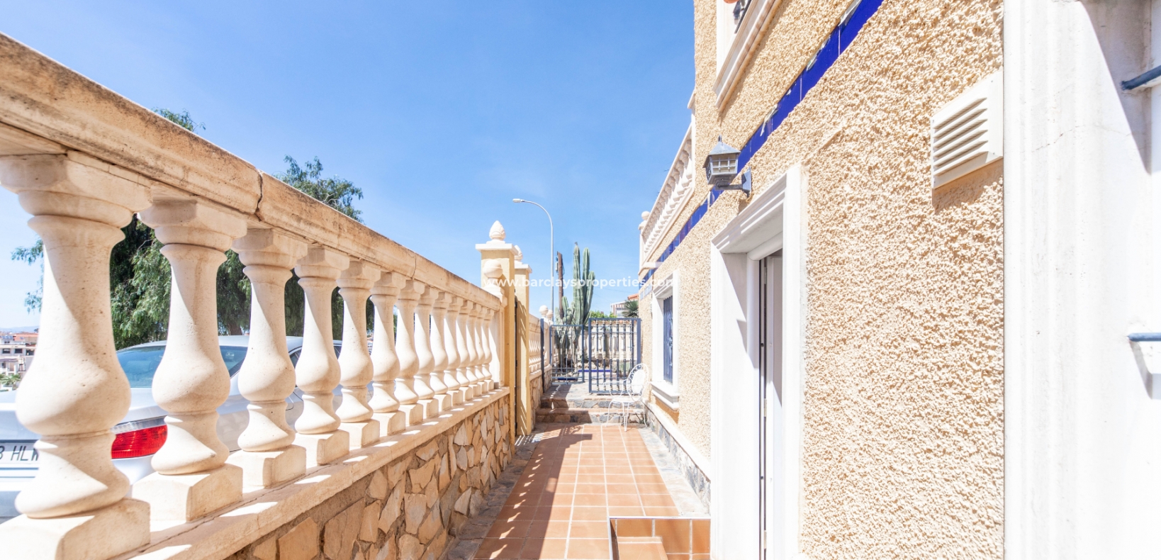 Wederverkoop - Vrijstaande Villa - Urb. La Marina