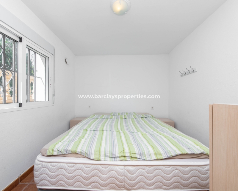 Wederverkoop - Vrijstaande Villa - Urb. La Marina