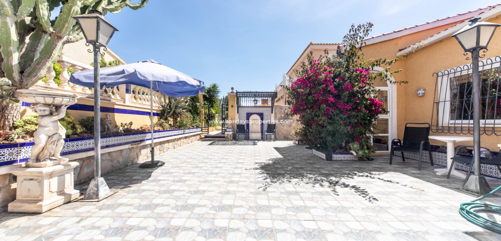 Wederverkoop - Vrijstaande Villa - Urb. La Marina