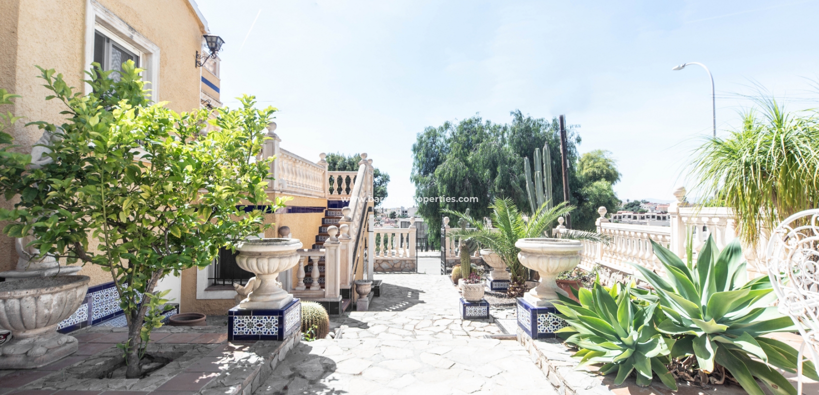 Wederverkoop - Vrijstaande Villa - Urb. La Marina