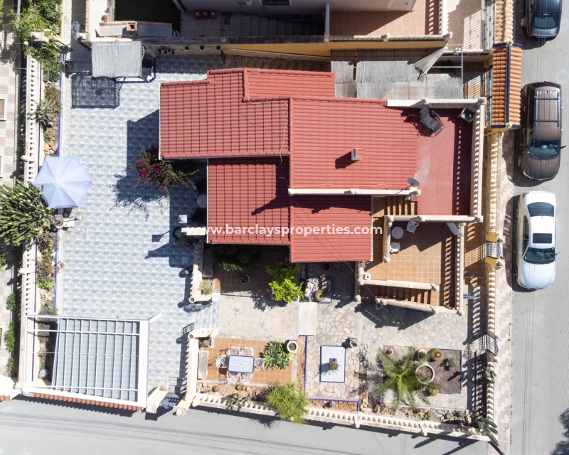 Wederverkoop - Vrijstaande Villa - Urb. La Marina