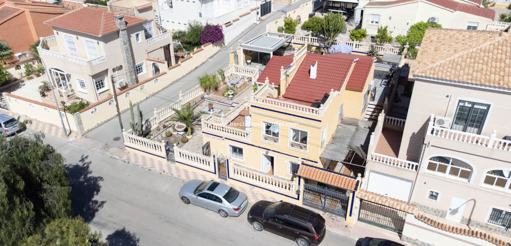 Wederverkoop - Vrijstaande Villa - Urb. La Marina