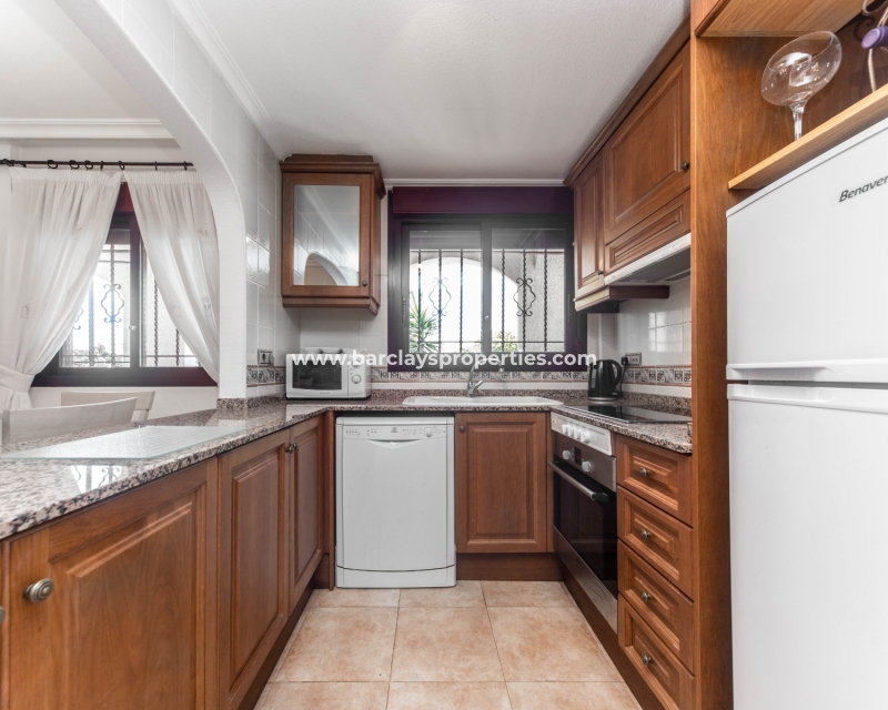 Wederverkoop - Vrijstaande Villa - Urb. La Marina